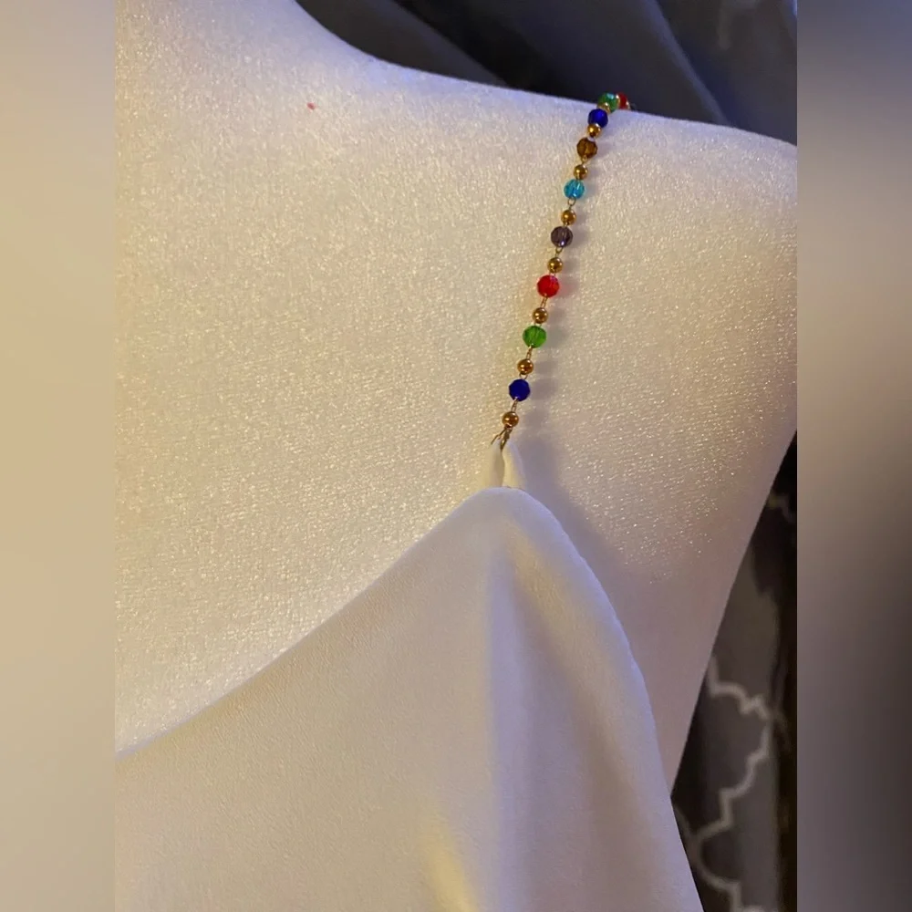Market House Boutique; Mustard Seed: Medium; white with stone straps; crop flowy - Picture 3 of 9